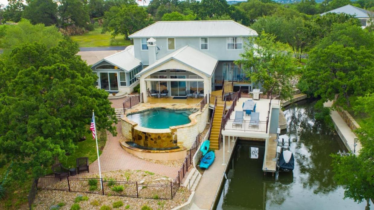 The Driftwood Retreat Concierge Services Horseshoe Bay Exterior photo